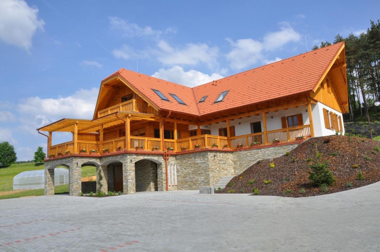 Szloven Mintagazdasag Felsoszolnok Экстерьер фото